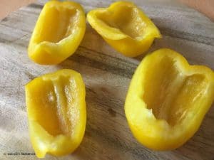 Gelbe aufgeschnittene Paprika