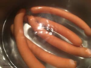 Wiener Würstchen im Kochtopf