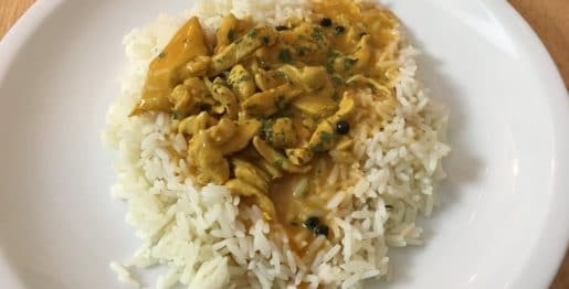 Putengeschnetzeltes, Langkornreis mit Rahmsoße und Pfefferkörner